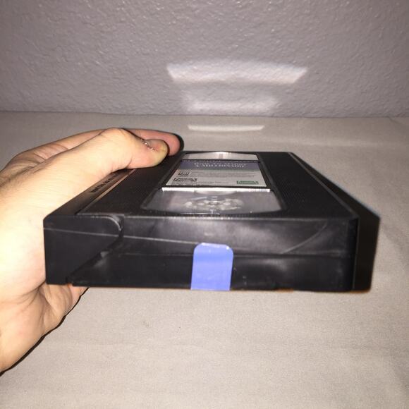 Vhs Used How To Marry A Millionaire 1992 Marilyn Monroe Tape Marilyn Collection - Picture 9 of 12